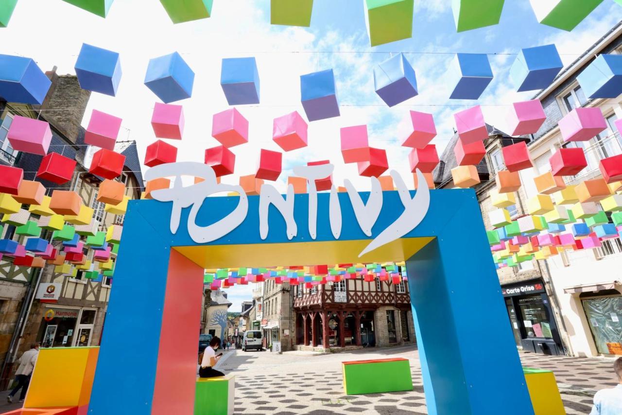 Le Duplex Du Chateau Centre Ville Calme بونتيفي المظهر الخارجي الصورة